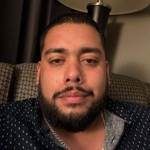 Meet your Posher, Alvaro